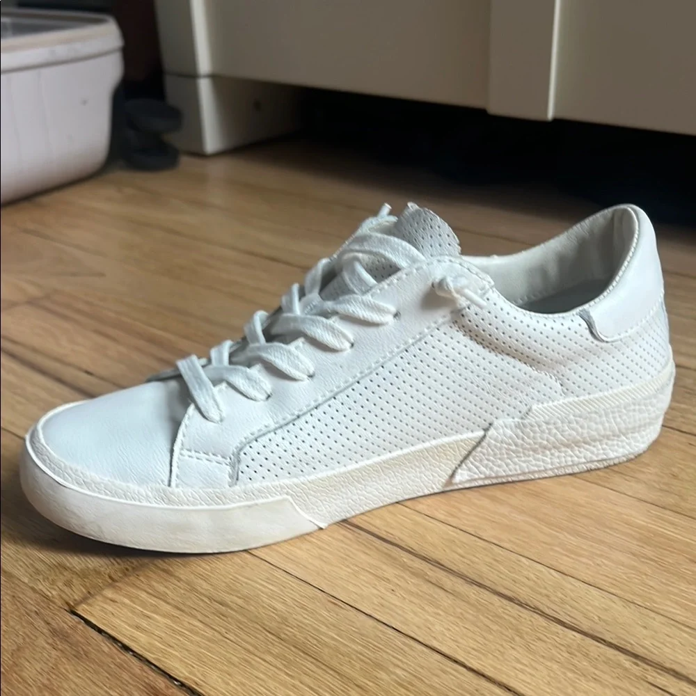 Dolce Vita White Sneakers Low-Top - Picture 5 of 5